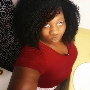 Meet your Posher, Veronica